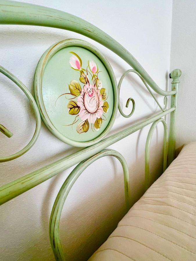 Bed&Breakfast Villa Lorena Форте дей Марми Екстериор снимка