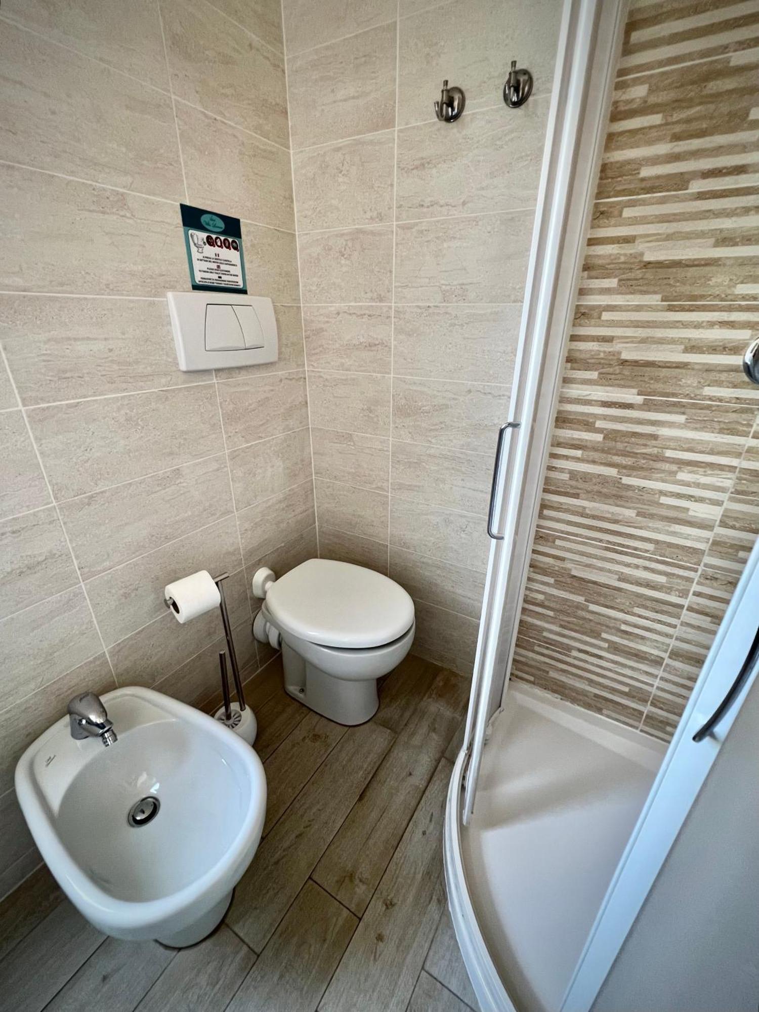 Bed&Breakfast Villa Lorena Форте дей Марми Екстериор снимка
